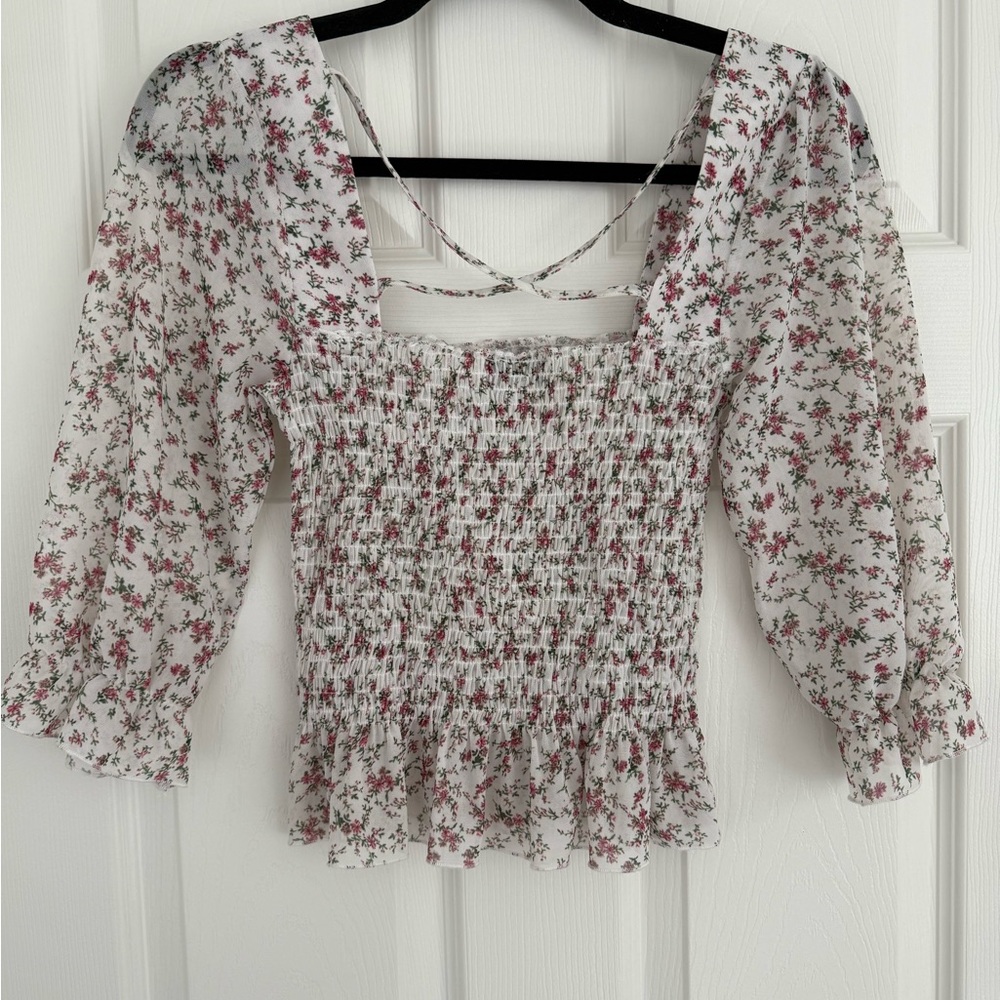 Topshop Ditsy Floral Mesh Square Neck
Smocked Top